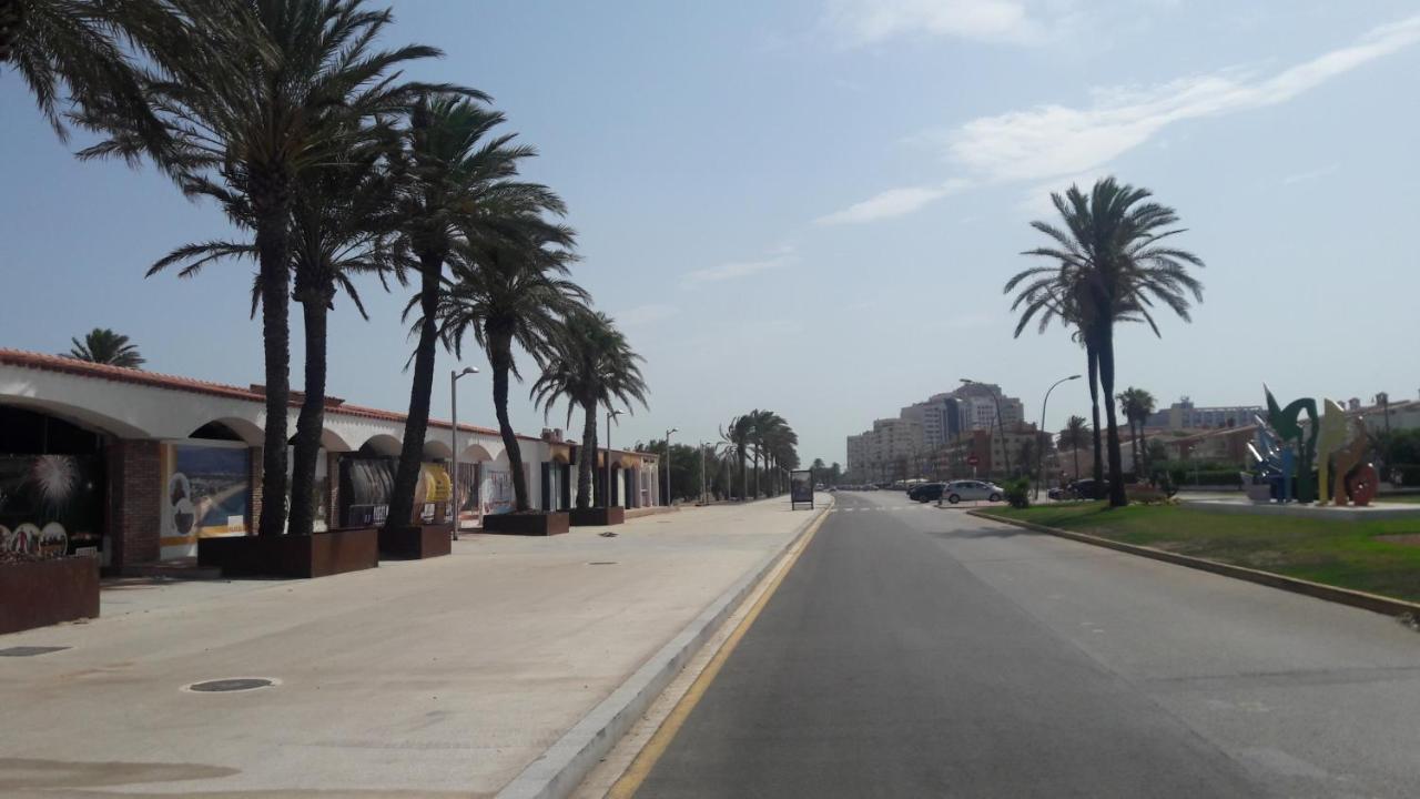 Estudio Karina Beach-4 Empuriabrava Eksteriør bilde